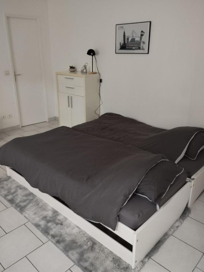 Canape Lit Netflix Prime Video Dazn Wifi Apartment